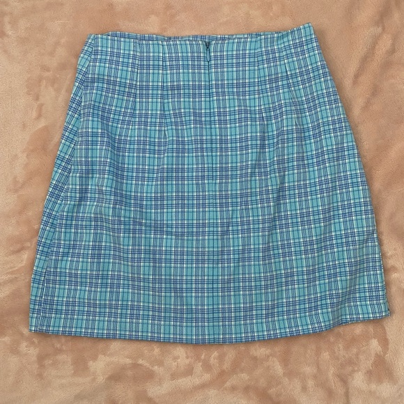Brandy Melville Plaid Mini Skirt - Picture 3 of 4